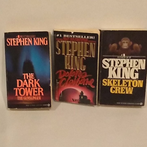 Lot 3 Stephen King Paperback novels